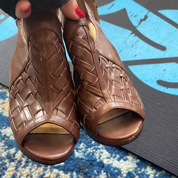 Cute heels - Picture 2 of 4